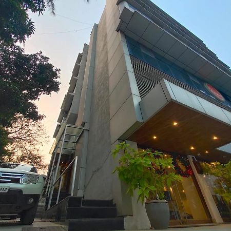 Hotel Samraj Bombay Esterno foto