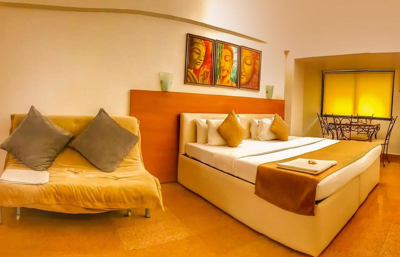 Hotel Samraj Bombay Esterno foto