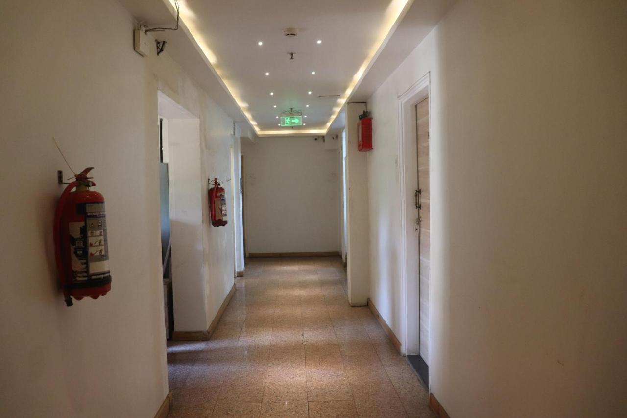 Hotel Samraj Bombay Esterno foto